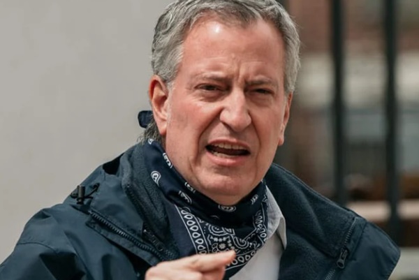 NYC Mayor Bill de Blasio Calls Rittenhouse Verdict ‘Disgusting